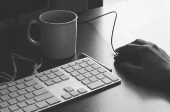 WooCommerce login link plugin